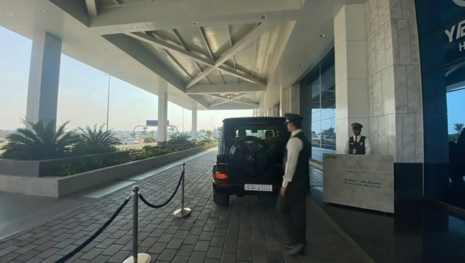 A VPM valet receiving a guest vehicle at a hospital entrance