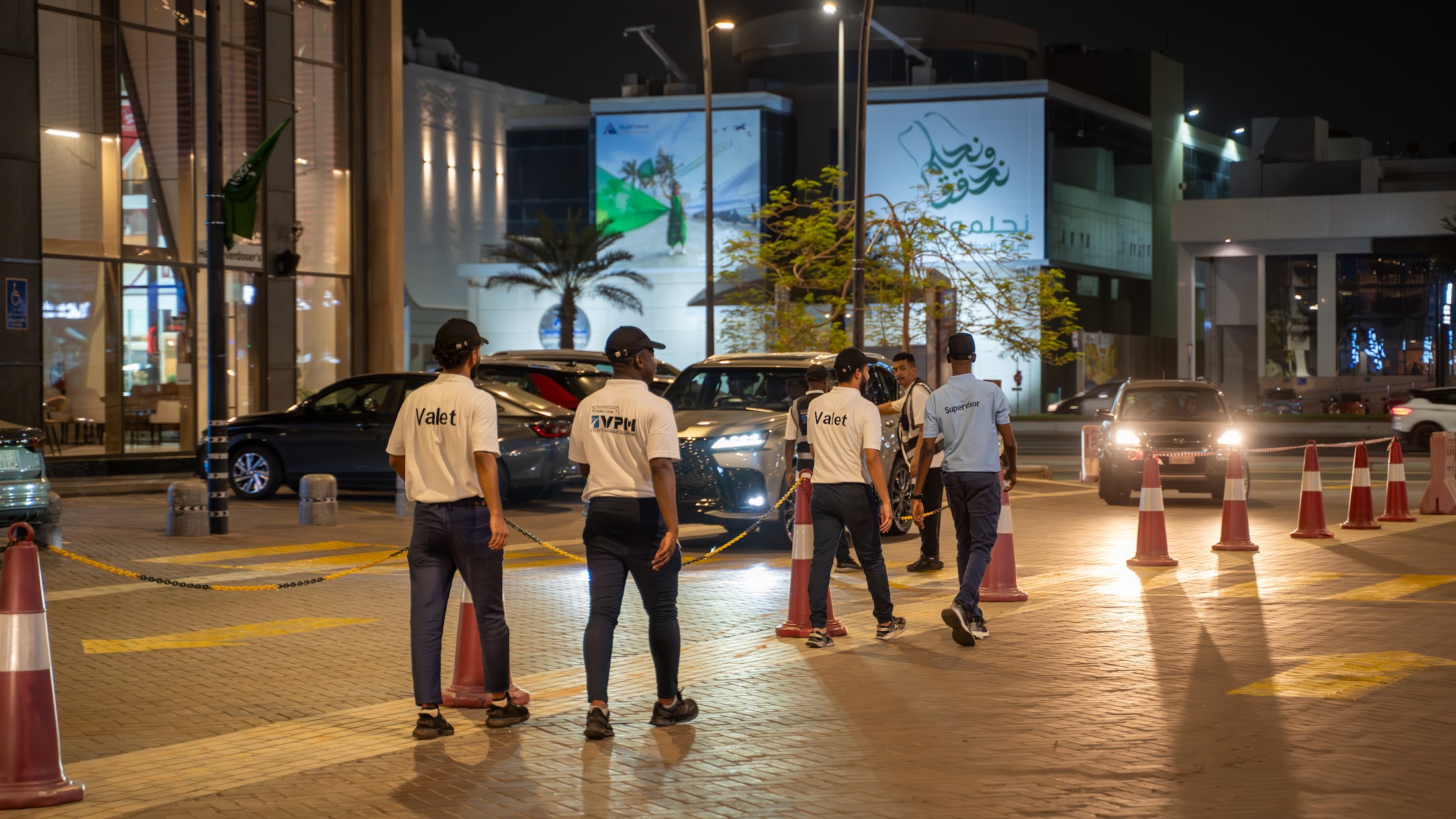 VPM traffic marshals managing an evening event approach